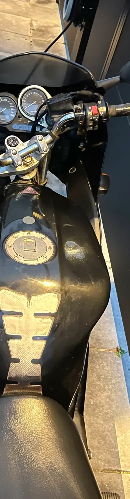Yamaha FZS 600 Fazer