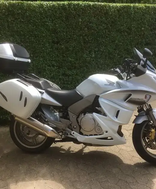 Honda CBR 1000 F