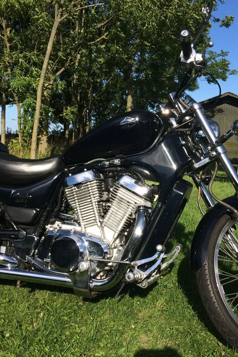 Suzuki VS 800 Intruder