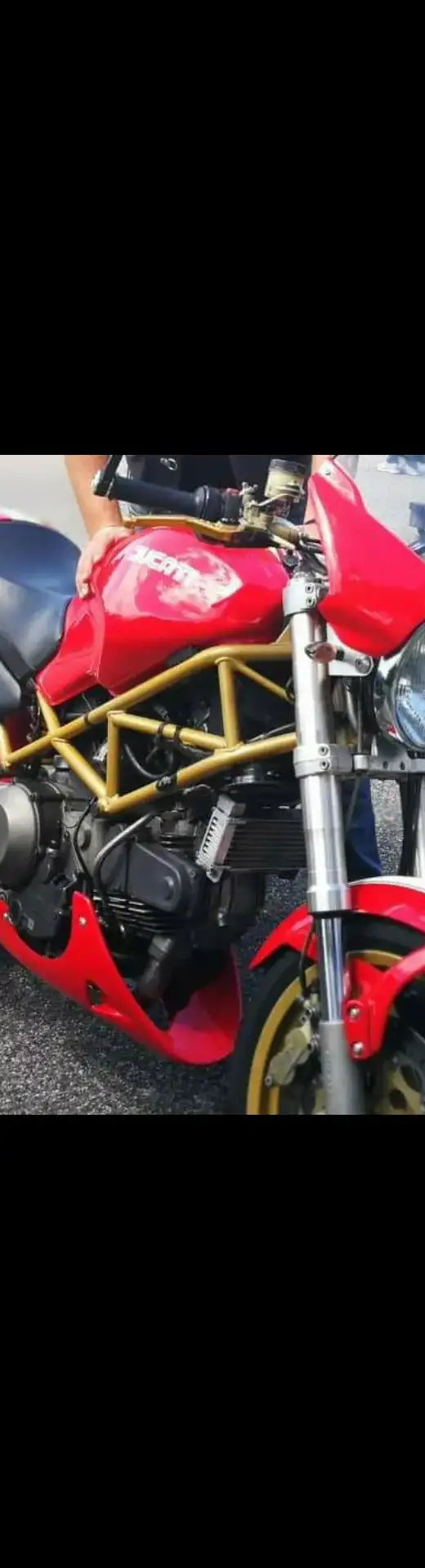 Ducati 900 Monster