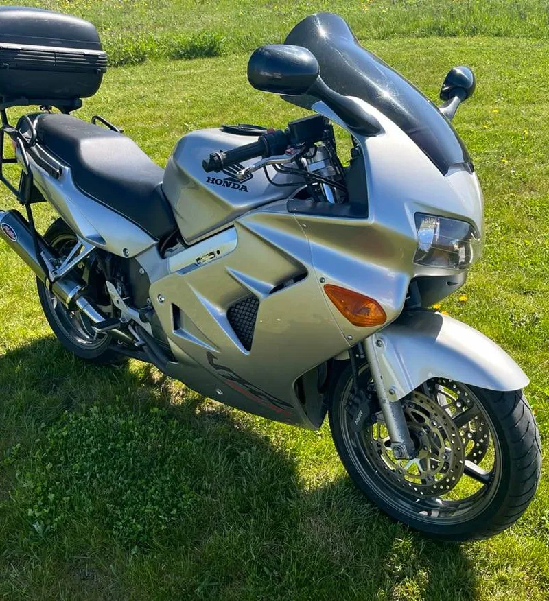 Honda VFR 800 F