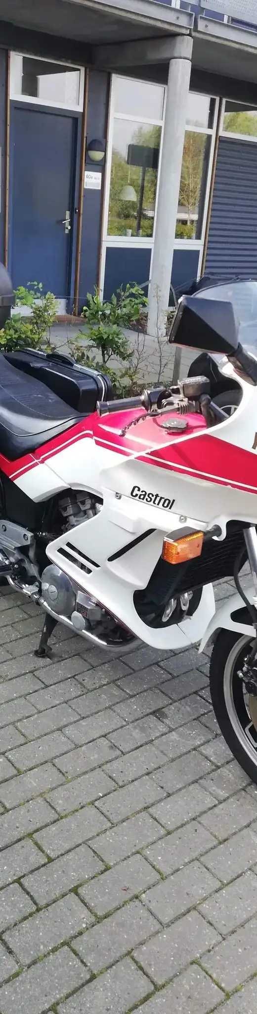 Yamaha XZ 550
