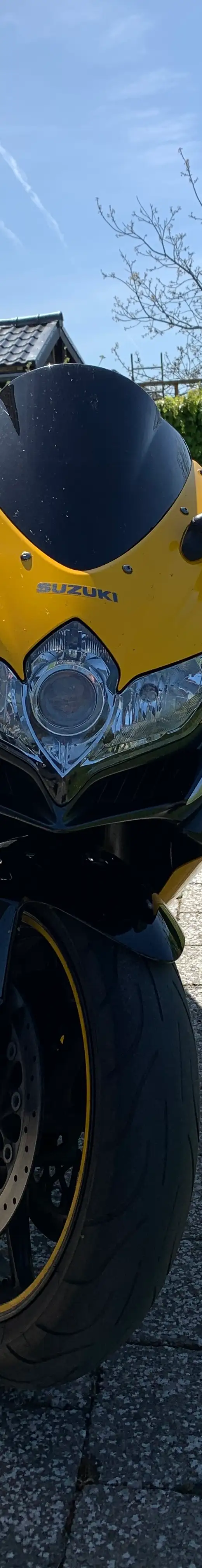 Suzuki GSXR 600