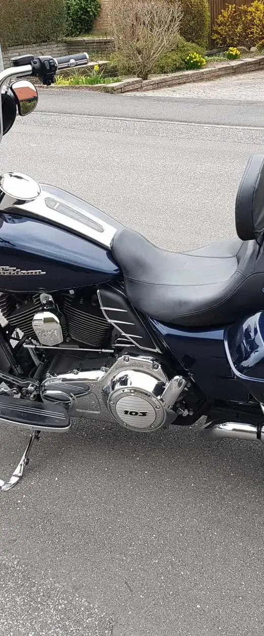 Harley-Davidson FLHX Street Glide