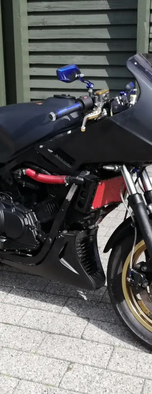 Honda VF 750 F