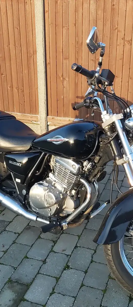 Suzuki GZ 250 Marauder