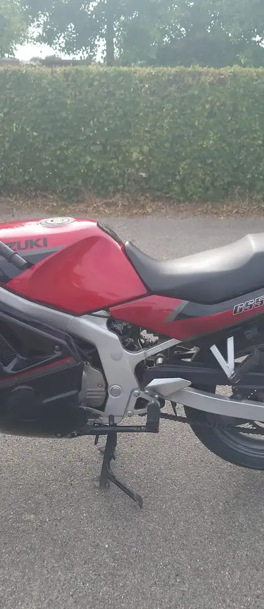 Suzuki GS 500