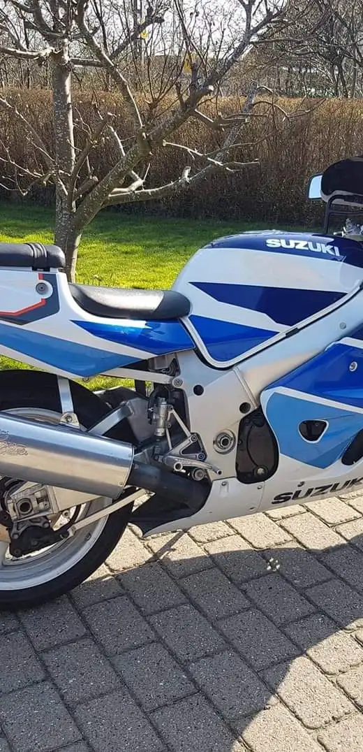 Suzuki GSXR 750