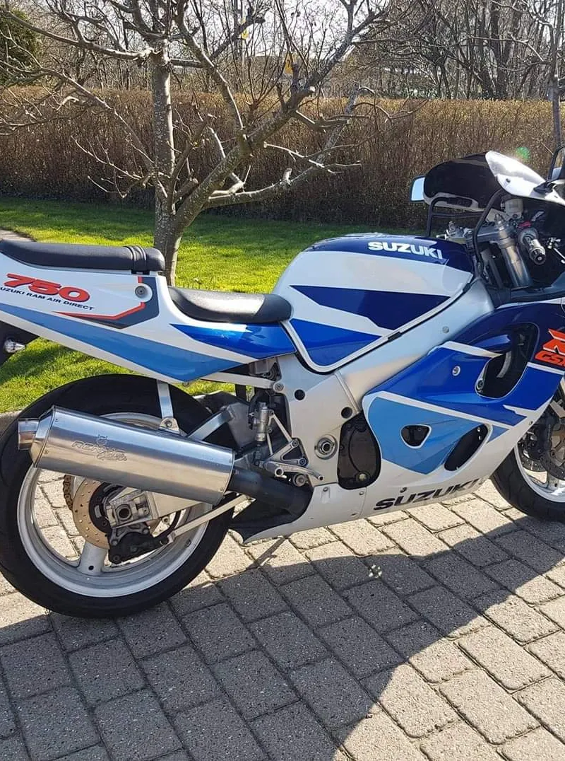 Suzuki GSXR 750