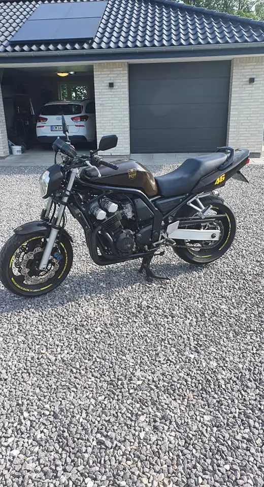 Yamaha FZS 600 Fazer