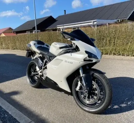 Ducati 848