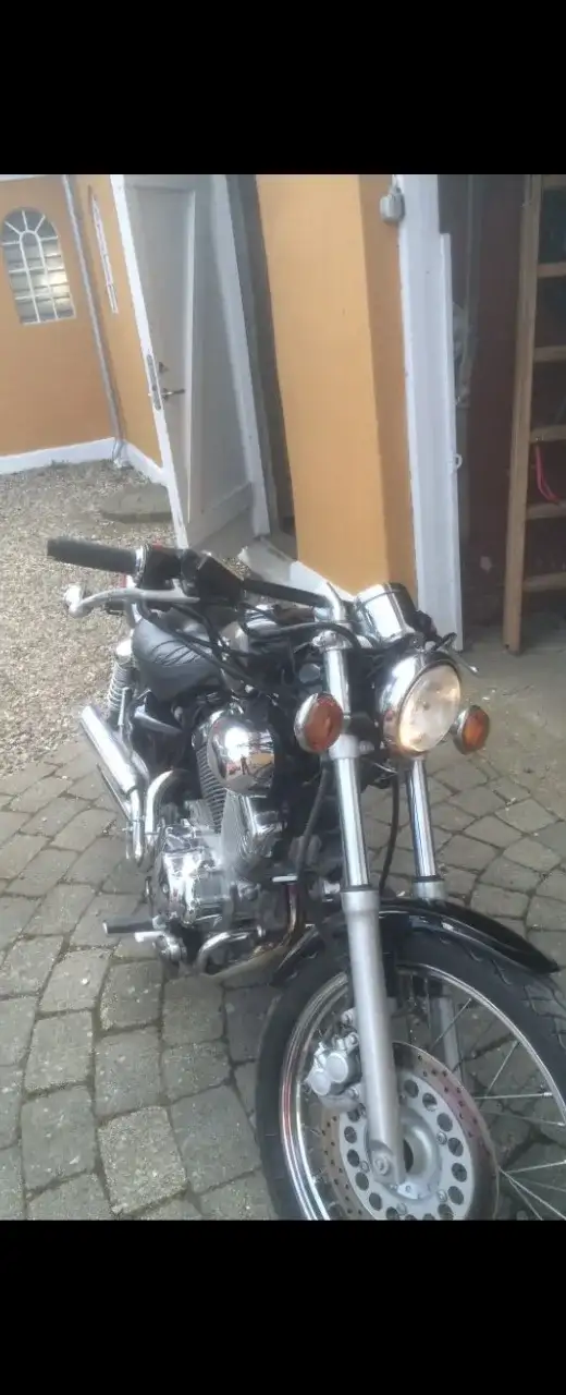 Yamaha XV 535