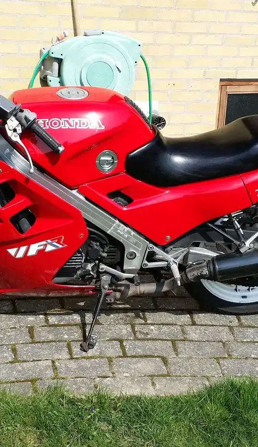 Honda VFR 750