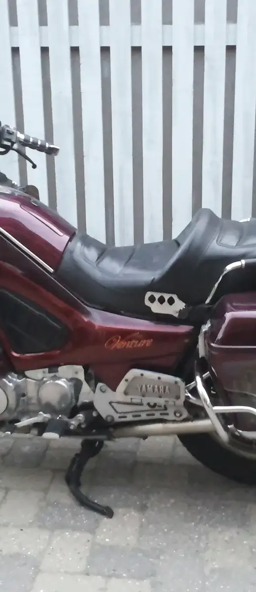 Yamaha XVZ 1300