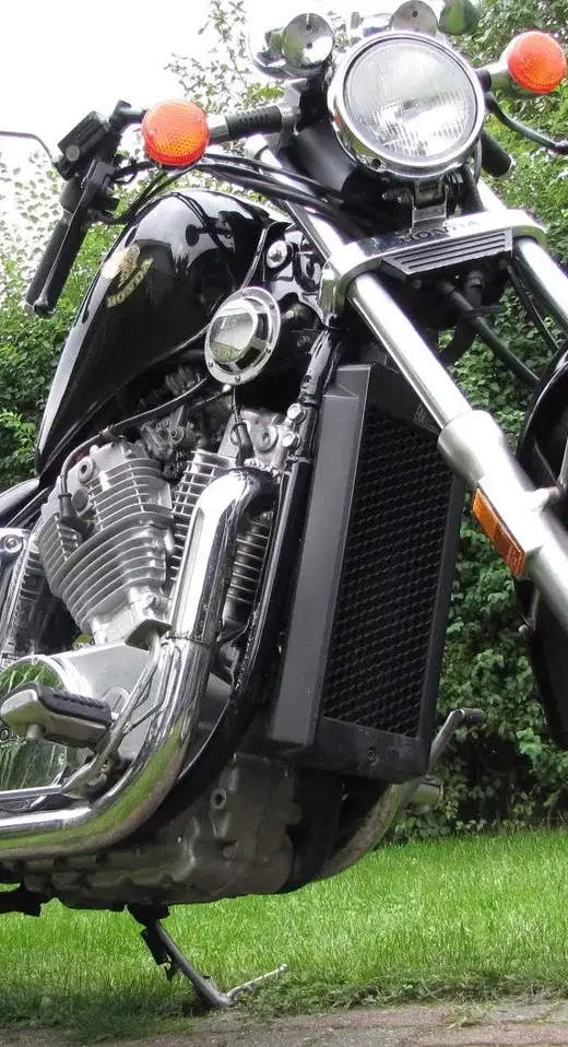 Honda VT 700 C