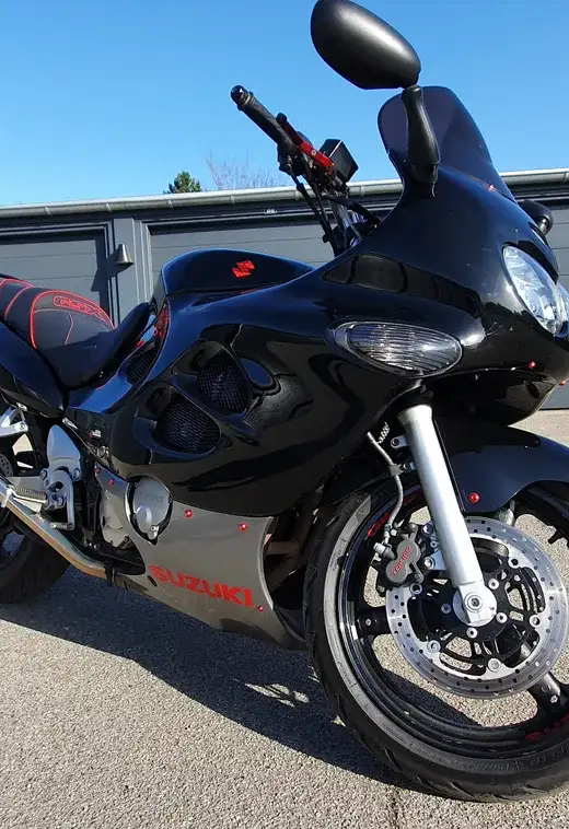 Suzuki GSX 750 F